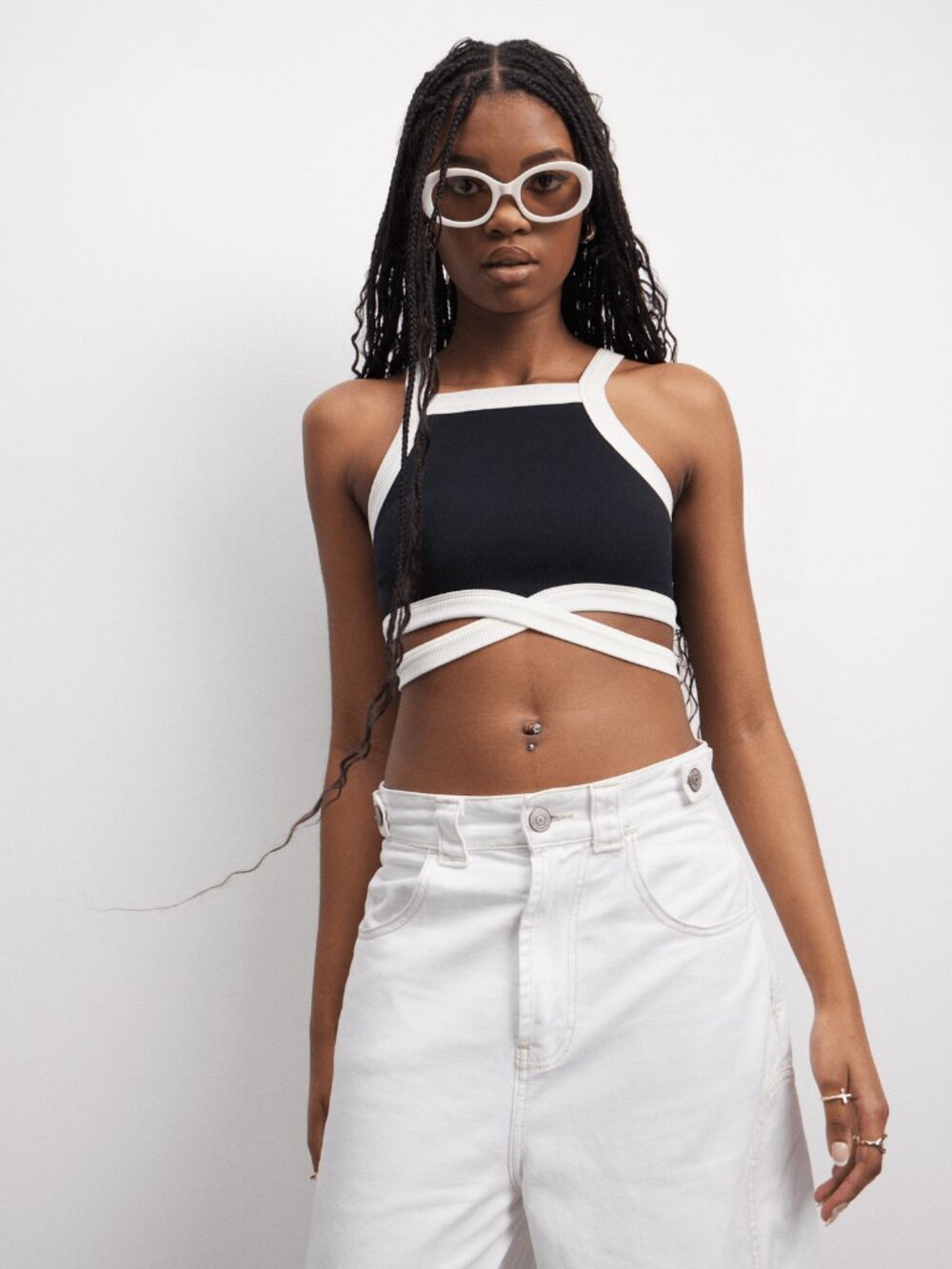 Bershka Knit Criss Cross Crop Top | M | Black/Cream